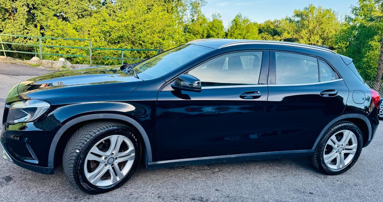 Mercedes-benz GLA 200 d Premium