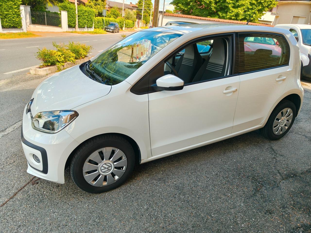 Volkswagen up! 1.0 5p. move