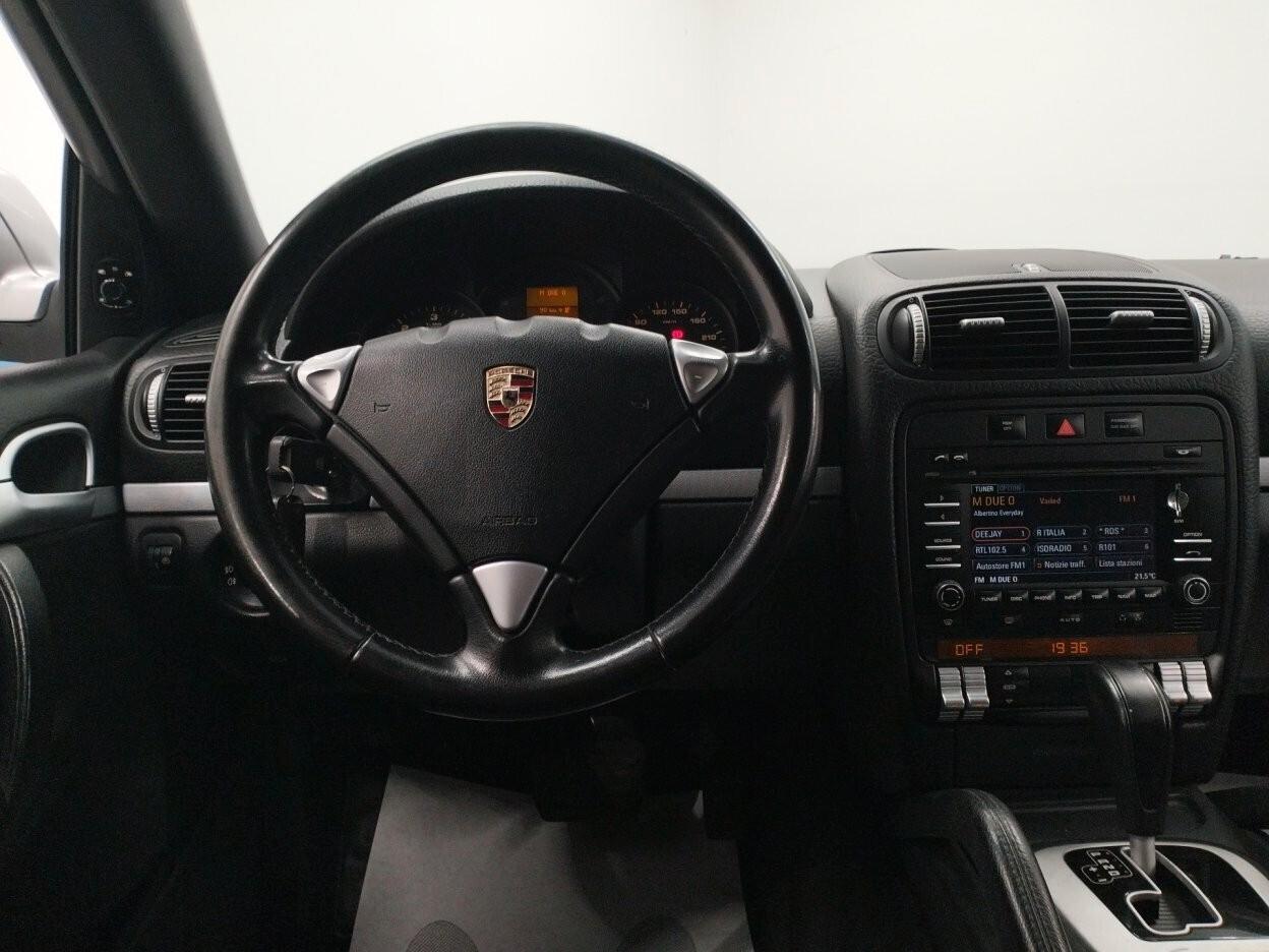 Porsche Cayenne 3.0 tdi V6 tiptronic dpf