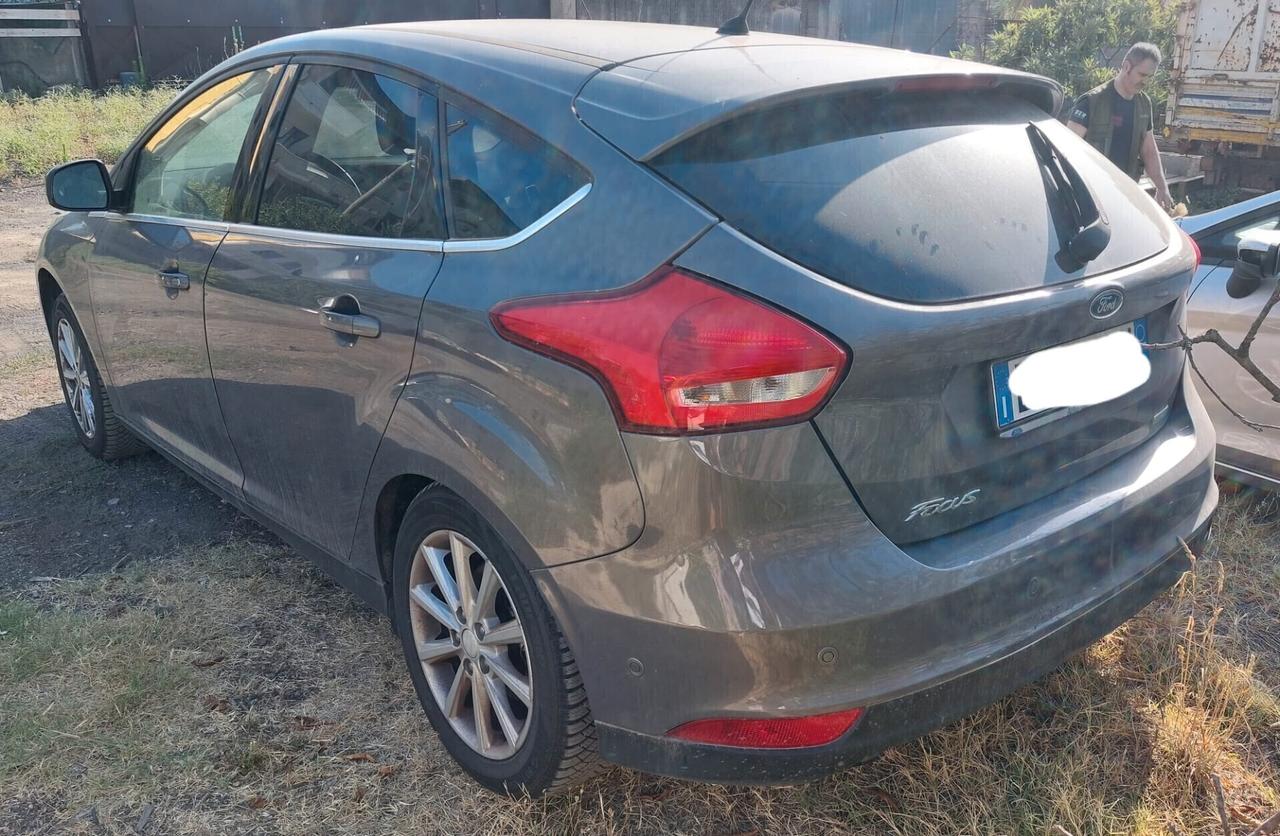 Ford Focus 1.0 EcoBoost 125 CV TITANIUM MOTORE KO