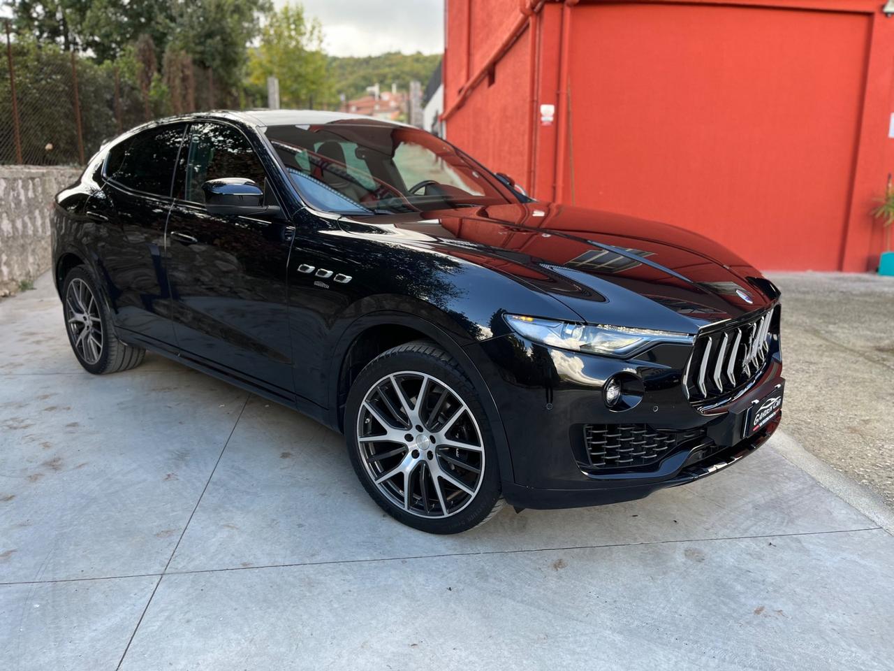 Maserati Levante 3.0 V6 250cv Q4 Diesel AWD