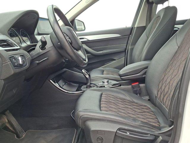 BMW X1 sDrive18i xLine Aut. + Tetto apr.