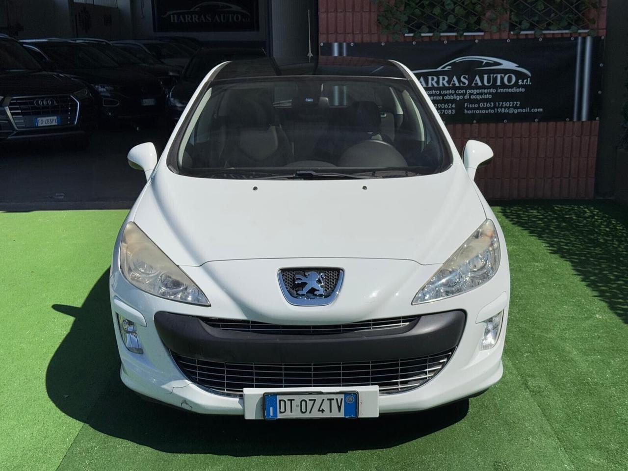Peugeot 308 1.6 HDi 110CV 5p. Féline (6 Marce)