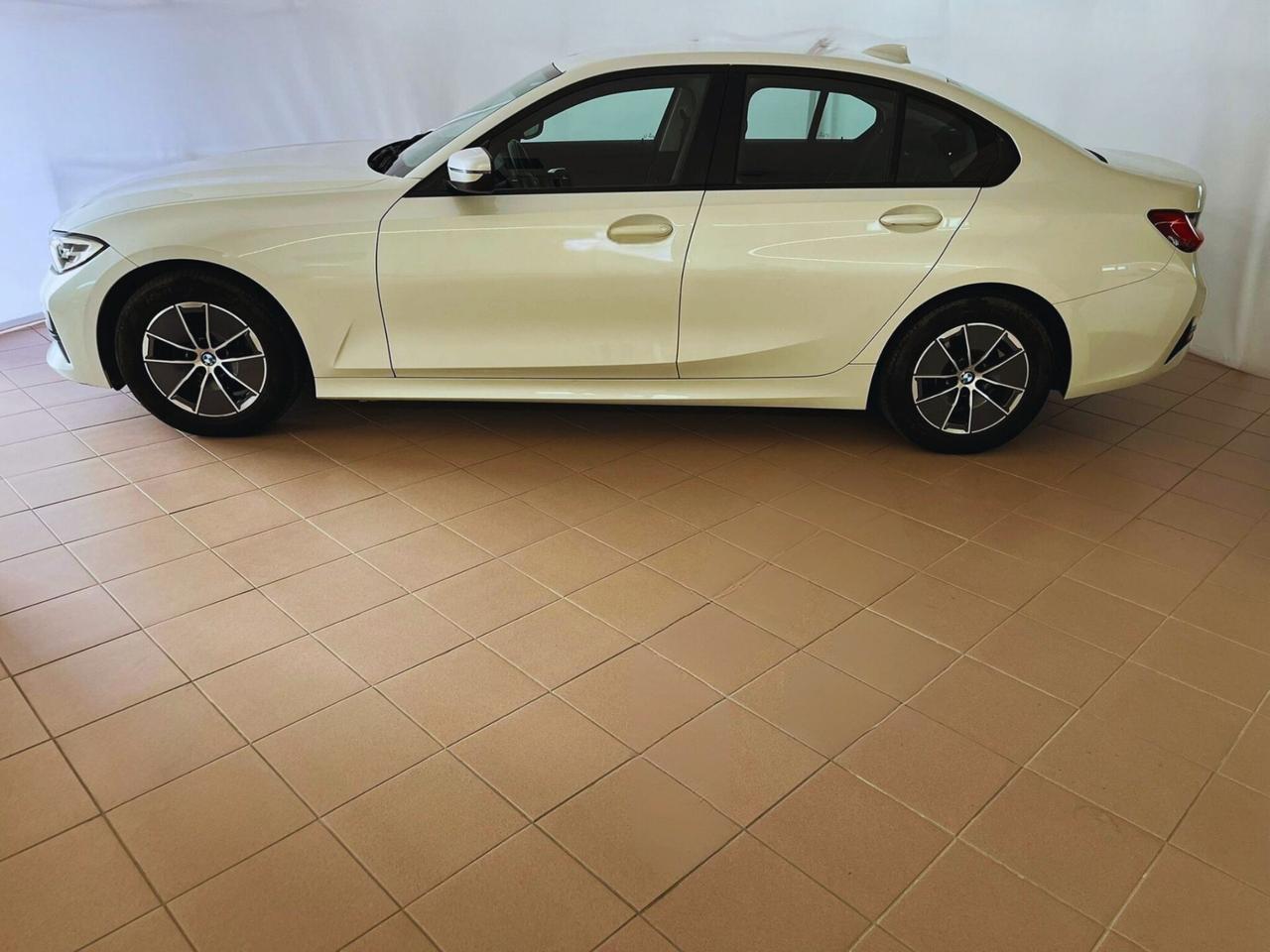 Bmw 318 320d 48V Business Advantage