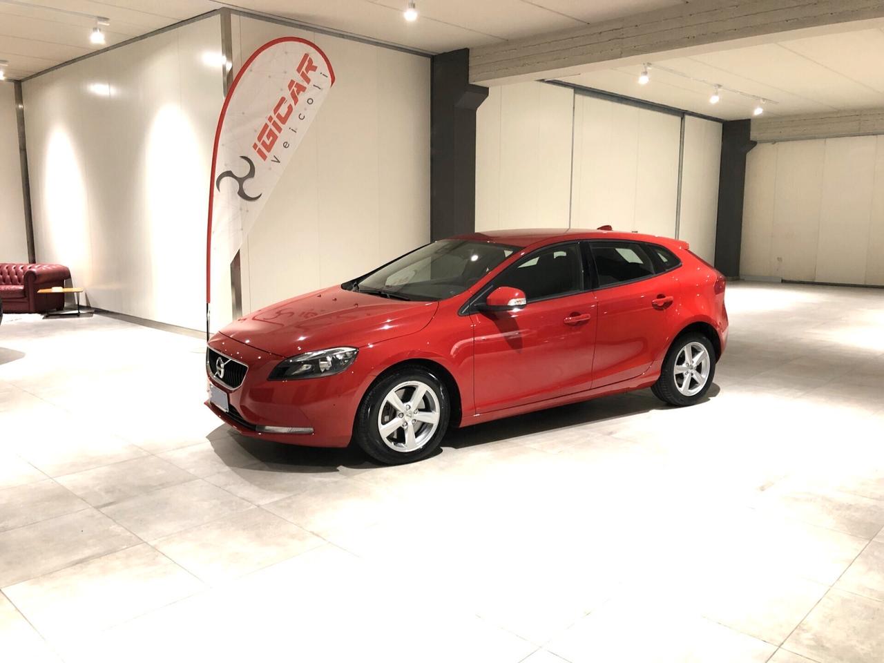 Volvo V40 D2 Geartronic Business Plus