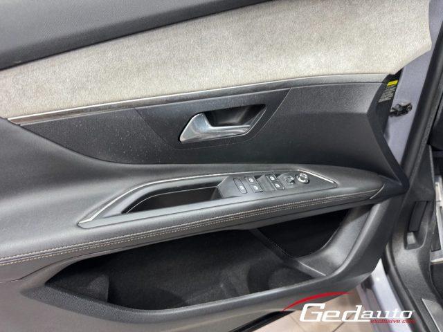 PEUGEOT 3008 BlueHDi 130 S&S EAT8 GT FULL-LED NAVI