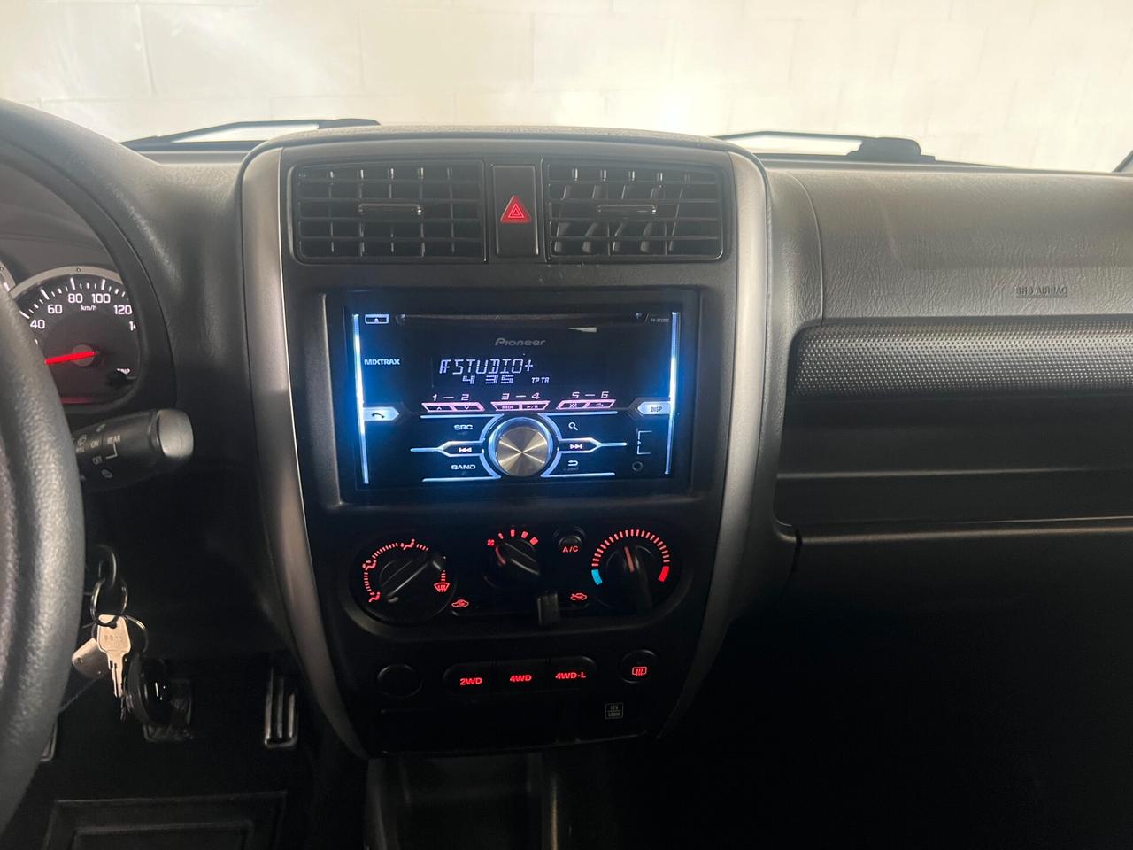 Suzuki Jimny 1.3 4WD Evolution Plus km 48.456