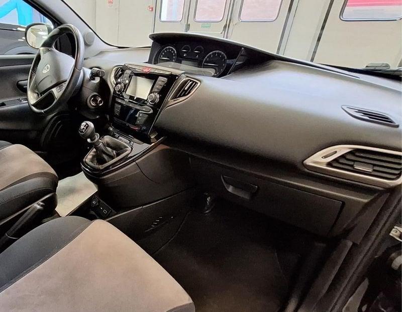 Lancia Ypsilon Ypsilon 1.2 69 CV 5 porte GPL Ecochic Gold