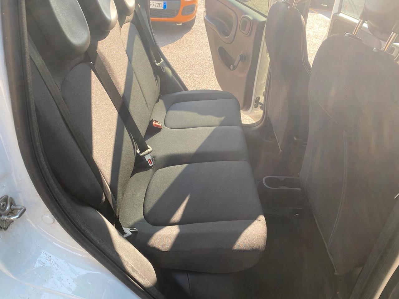 Fiat Panda 1.0 Hybrid City Life 70cv - 5P. - 1 PROPR. - OK NEOPATENTATI - GARANZIA 12 MESI