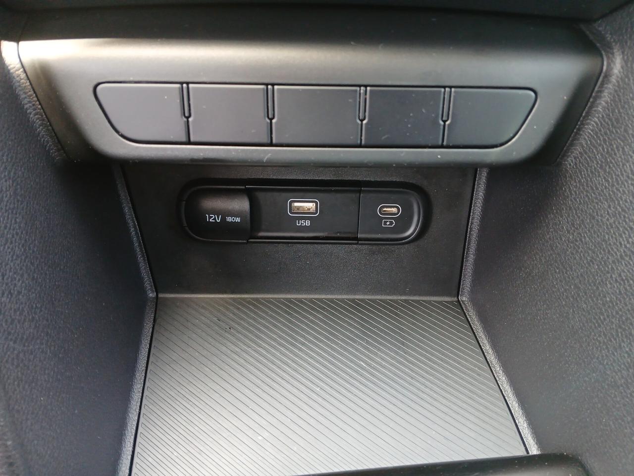 Kia Sportage 1.6 TGDi MHEV DCT Business