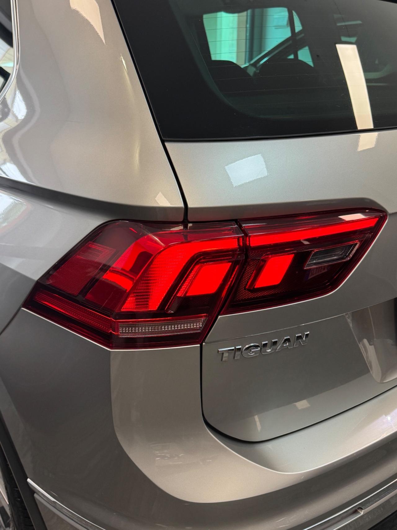 VW Tiguan 2.0 TDI 150 CV R-LINE FINANZIABILE