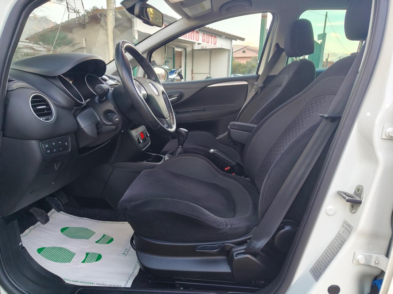 Fiat Punto 1.3 MJT II 85CV PASSAGGIO E 12 MESI GARANZIA