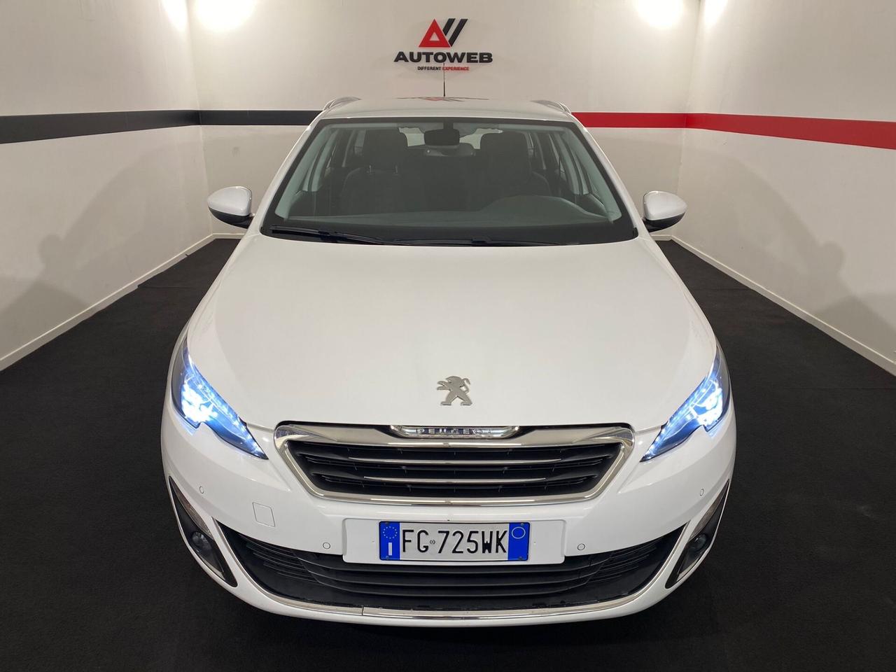 Peugeot 308 PureTech Turbo 130 *PER COMMERCIANTI *