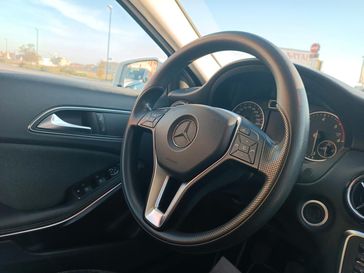 Mercedes-benz A 180 200 CDI Premium