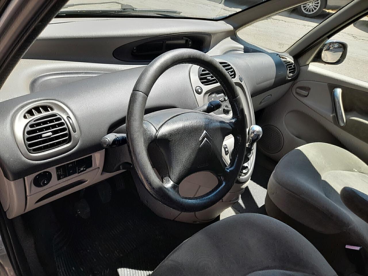 Citroen Picasso 1.6 GPL scadenza 2034