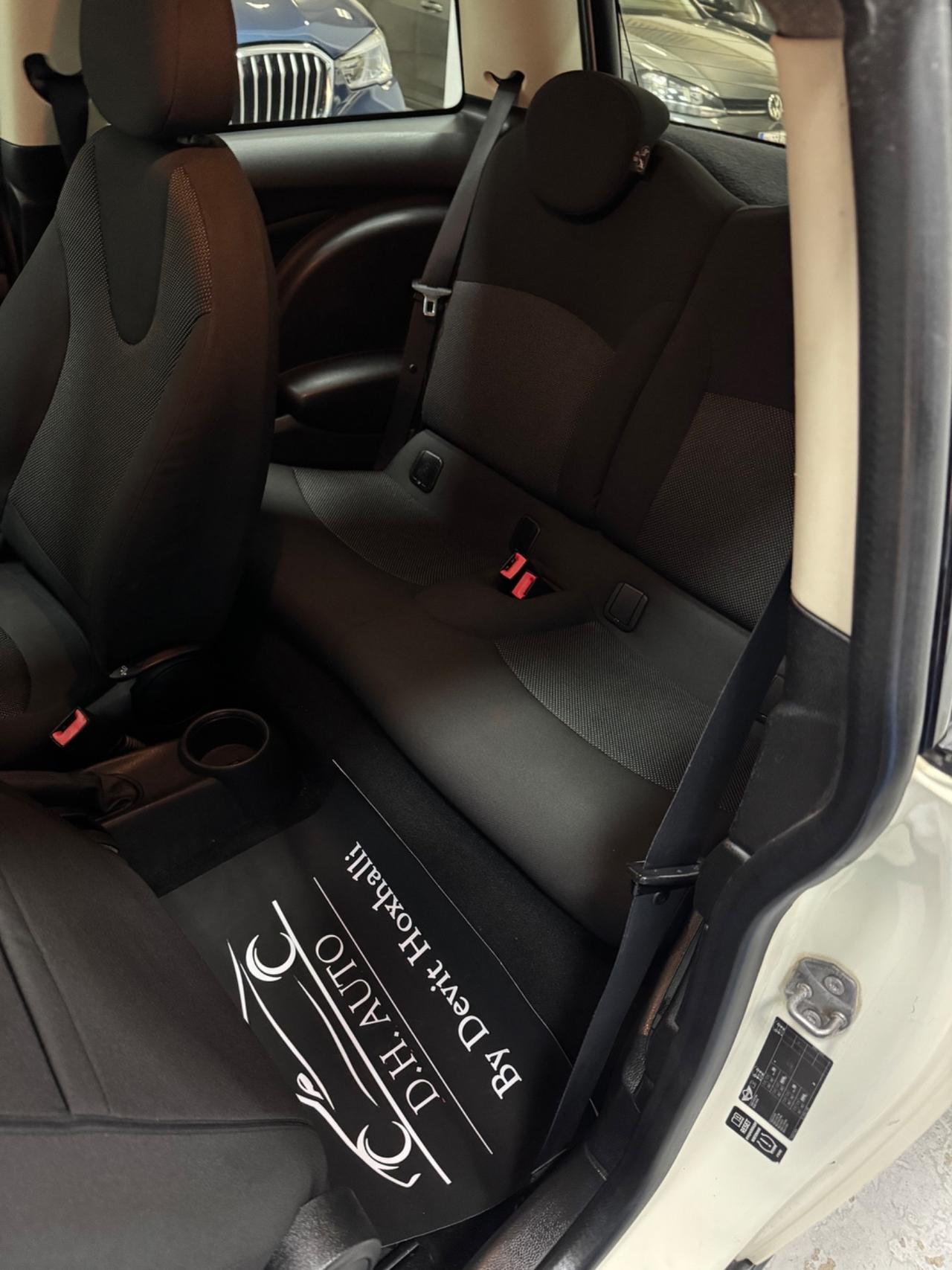 Mini 1.6 16V One (55kW)