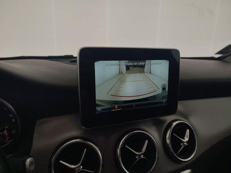 Mercedes-Benz CLA Shooting Brake 200 d Premium auto FL