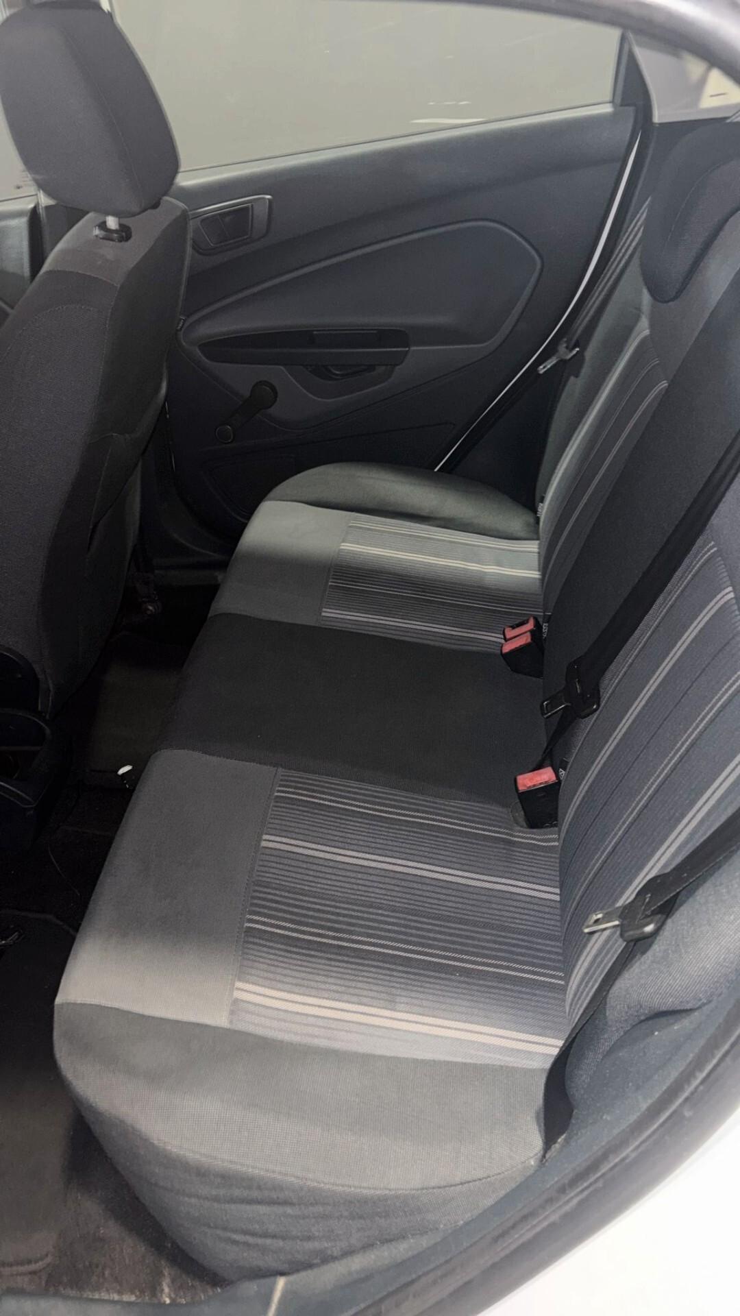 FORD FIESTA DEL 2009 1400 BENZINA GPL FINO AL 2029