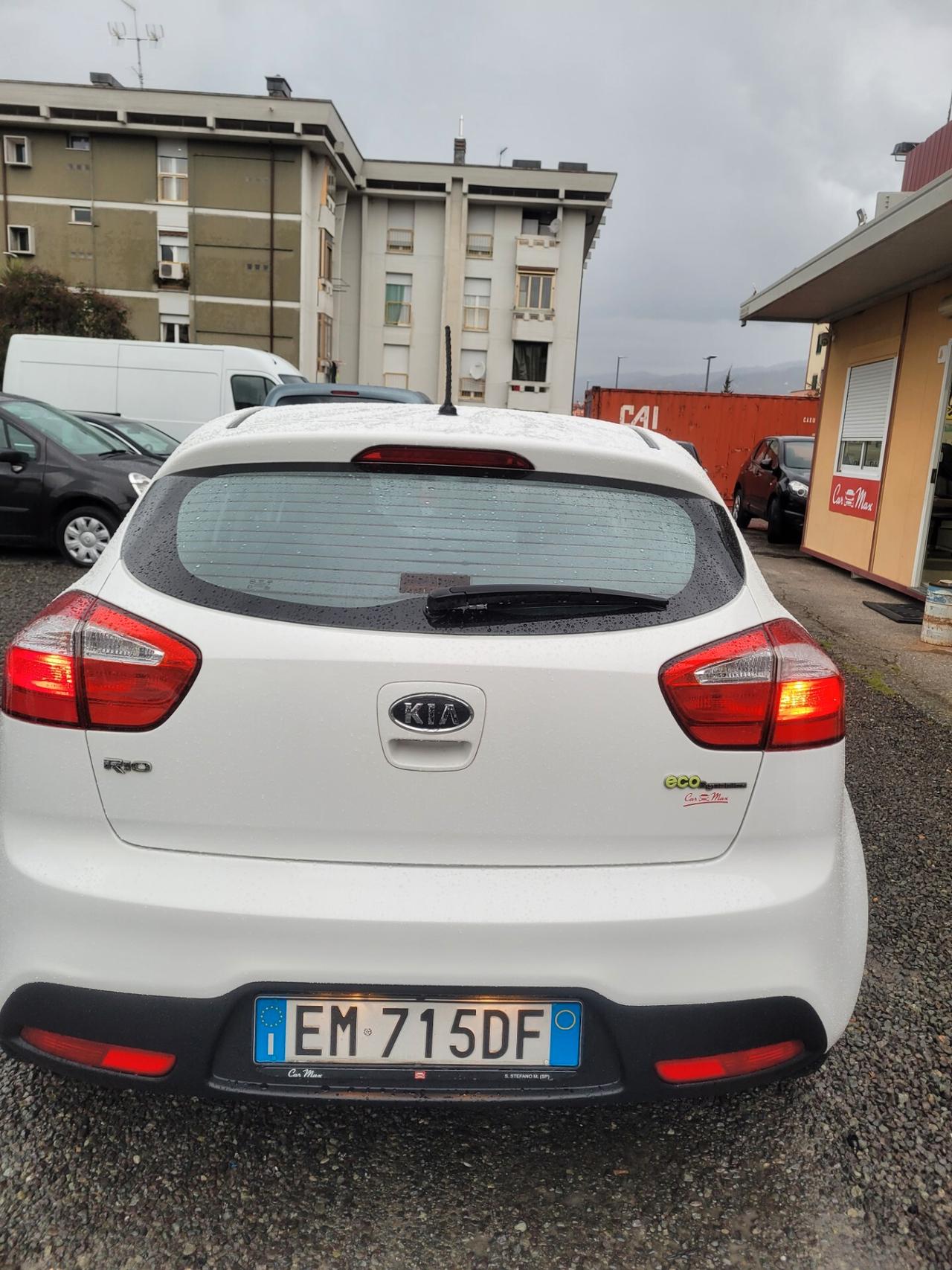 Kia Rio 1.1 CRDi WGT 5p. EX NEOPATENTATI