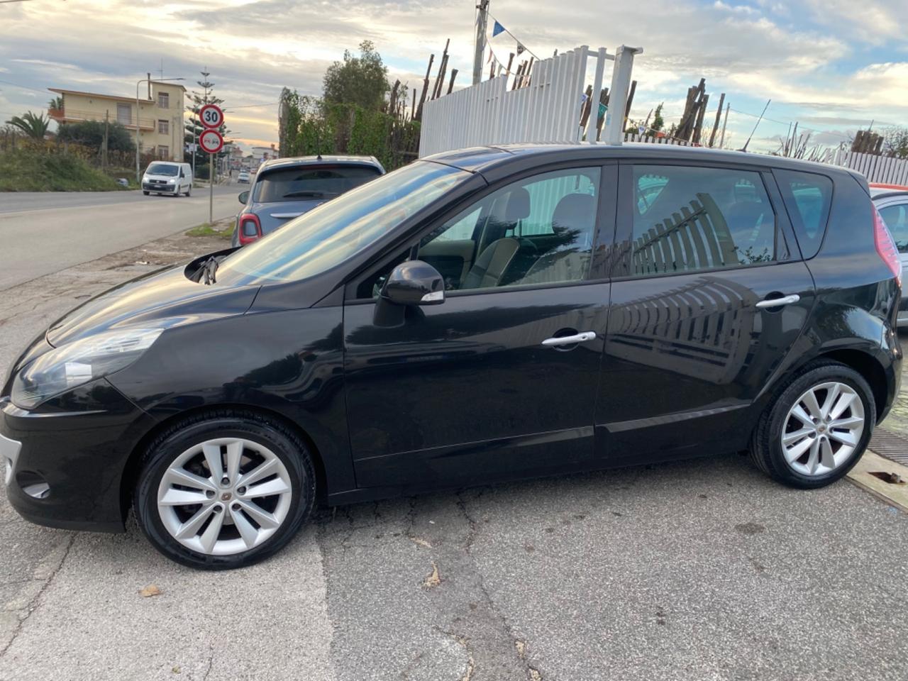 Renault Scenic Scénic 1.5 dCi 110CV Confort