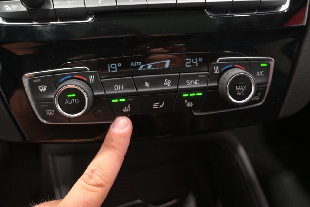 BMW X1 16D 115CV 6M. S-DRIVE BUSINESS ADVANTAGE ( CRUISE - PELLE - TETTO PANORAMICO APR. - NAVI - PARK ASSISTANT - TELECAMERA POST. )