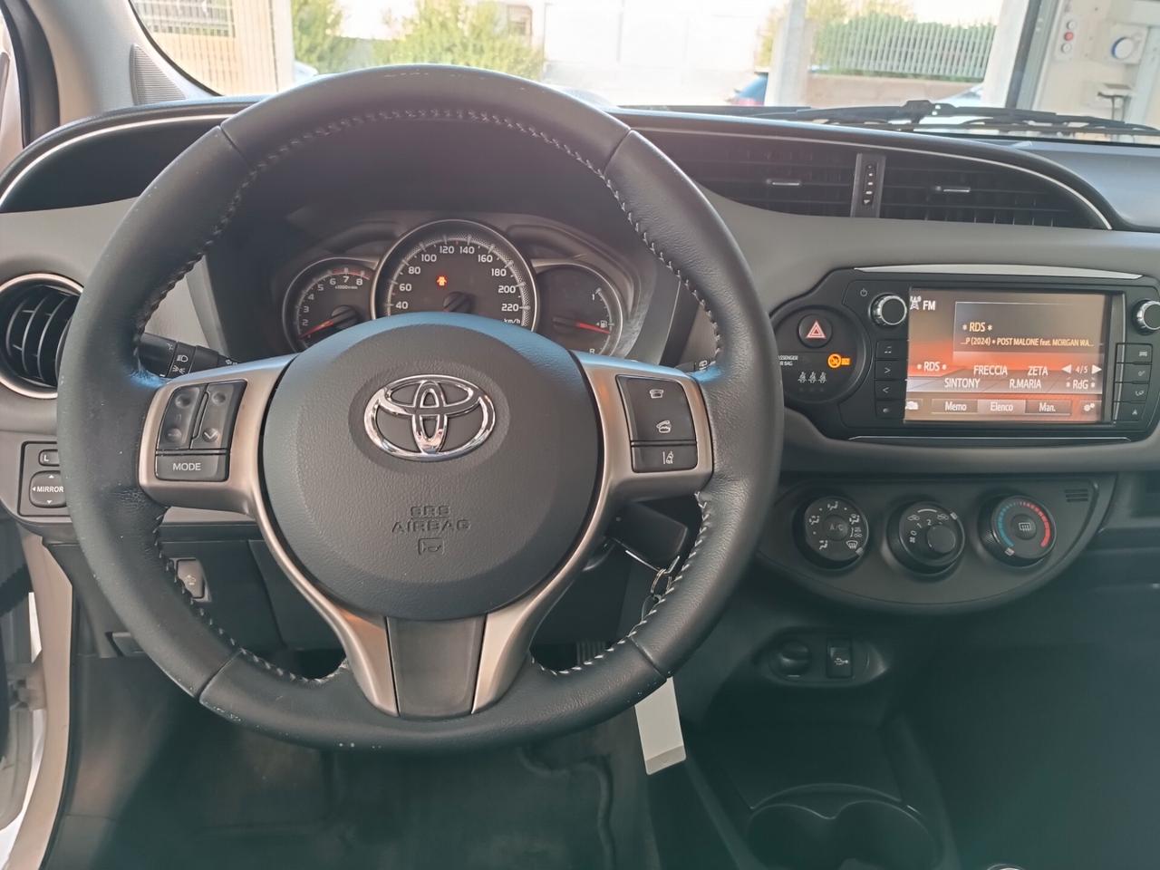 Toyota Yaris 1.0 5 porte