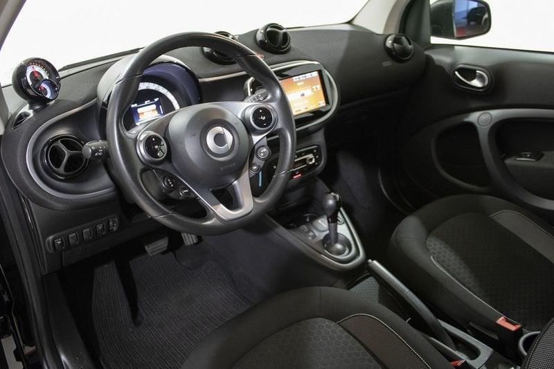 smart fortwo EQ Passion