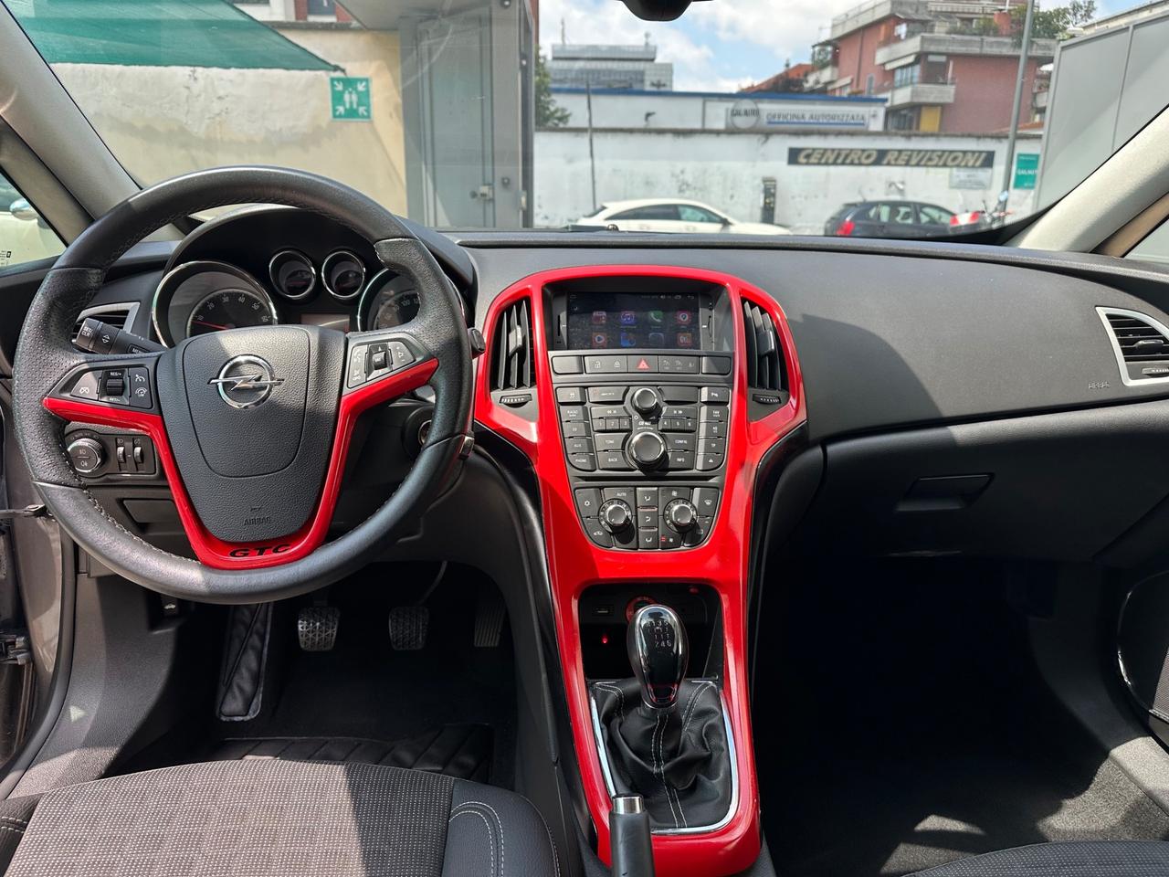 Opel Astra GTC 1.4 Turbo 140CV Cosmo