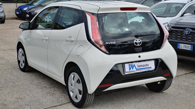 TOYOTA Aygo BUSINESS 1.0cc 71cv