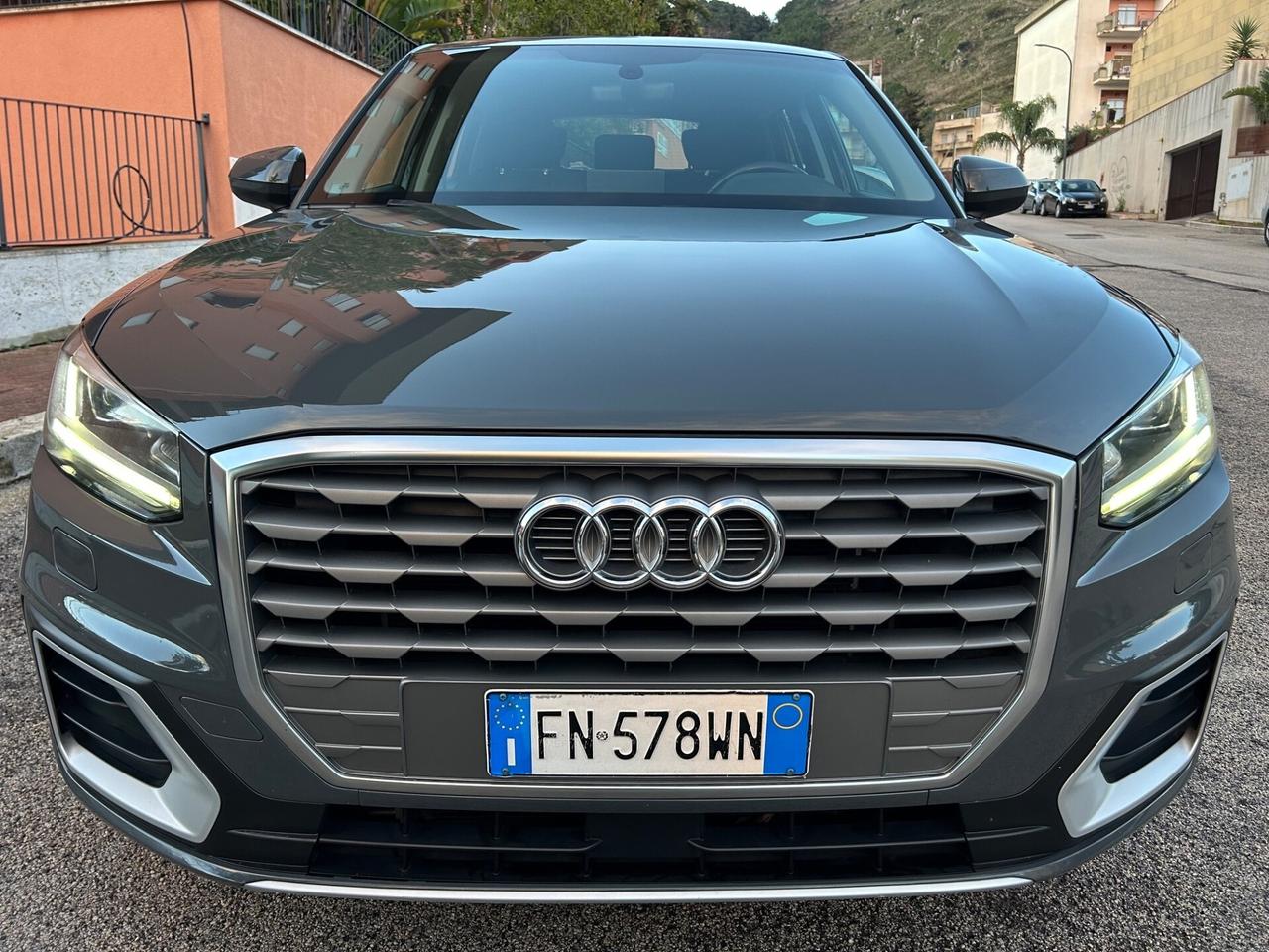Audi Q2 1.6 TDI sport tagliandi ufficiali