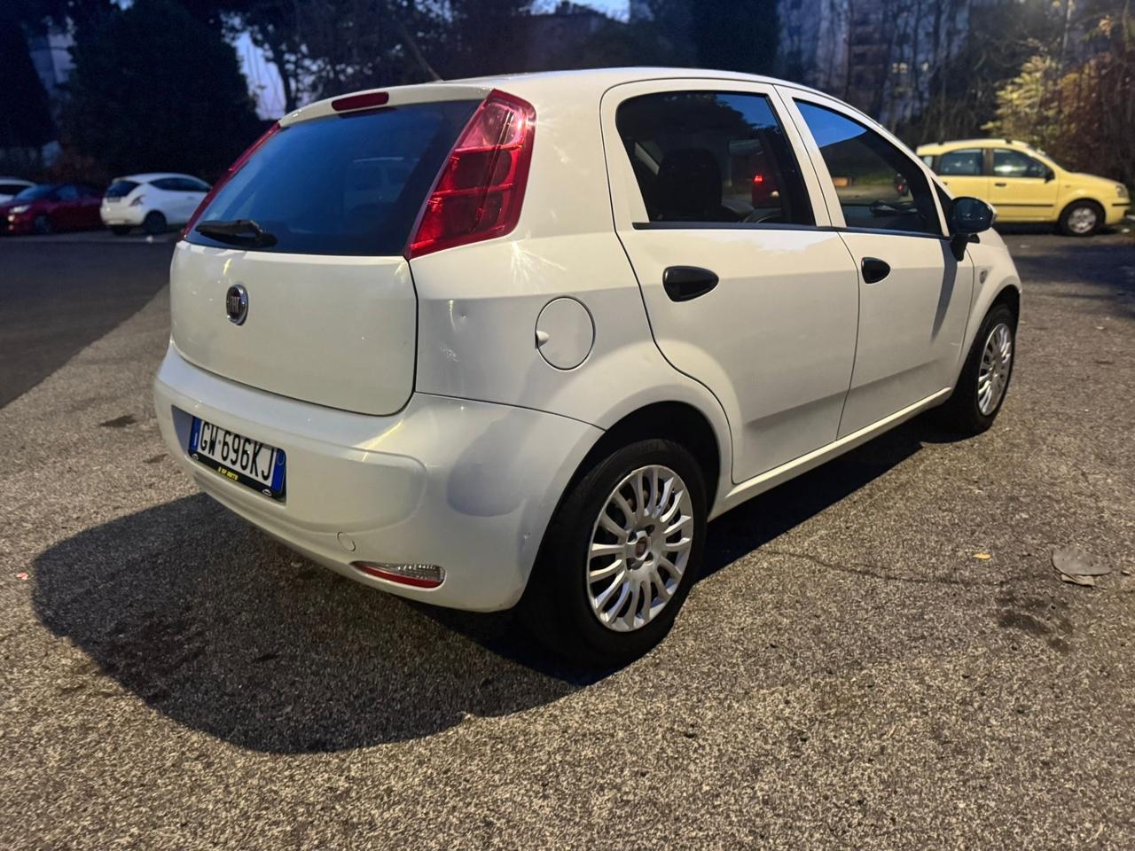 Fiat Punto 1.2 8V 5 porte Street