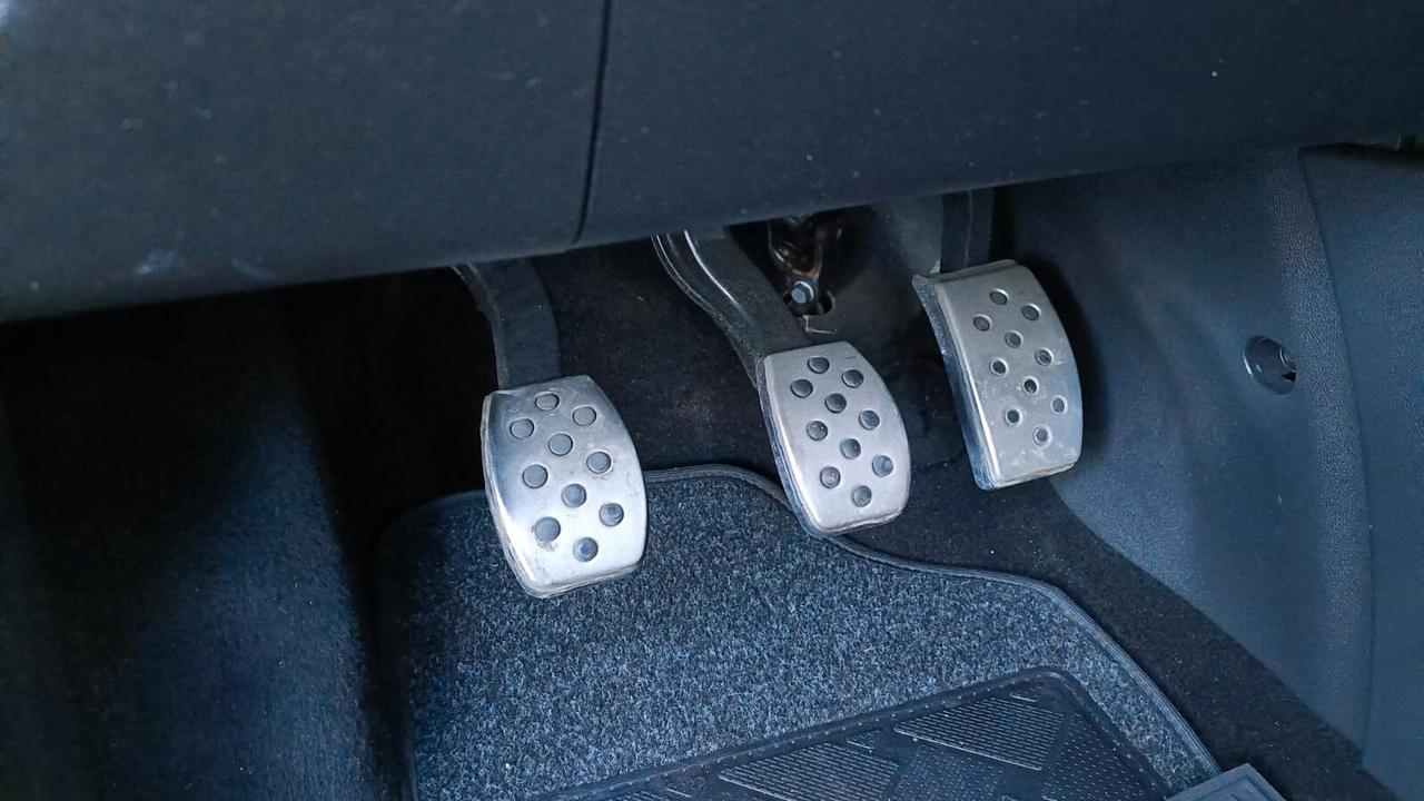 Opel Corsa 1.3 CDTI 75CV 5 porte Black Edition