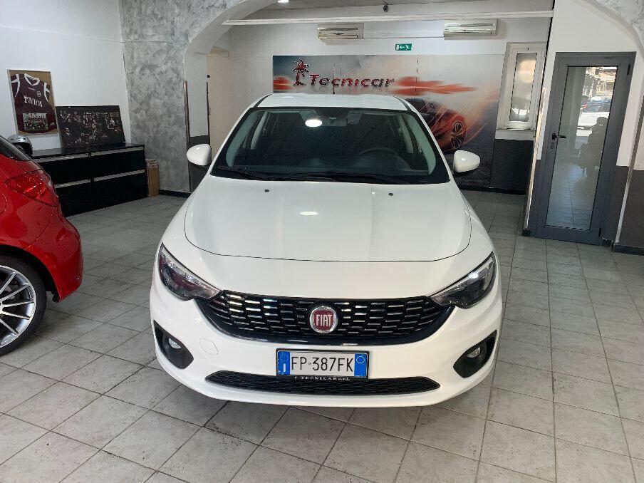 Fiat Tipo 1.4 5 porte Easy - OK NEOPATENTATI