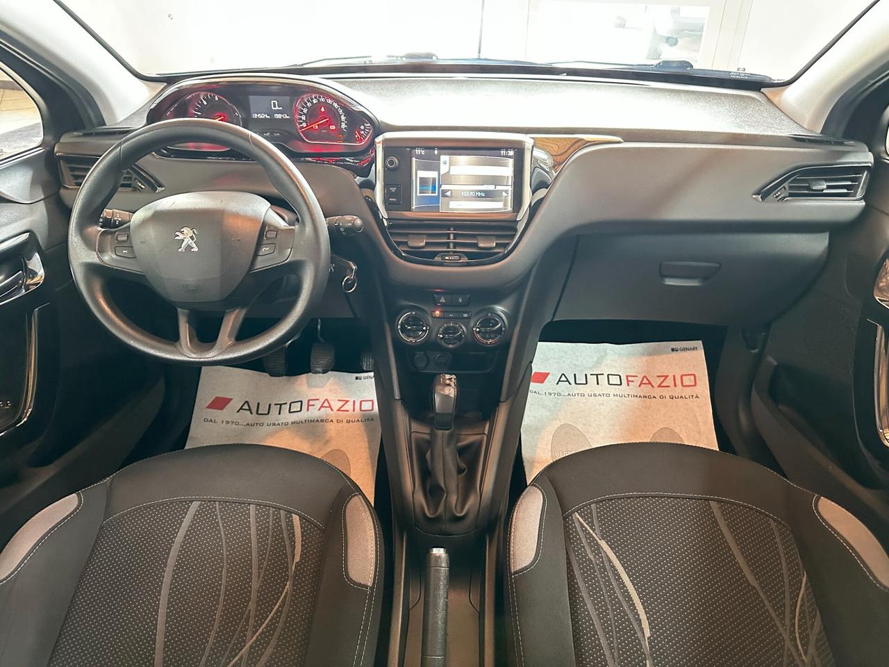 Peugeot 208 1.4 HDi 68 CV 5 porte Business