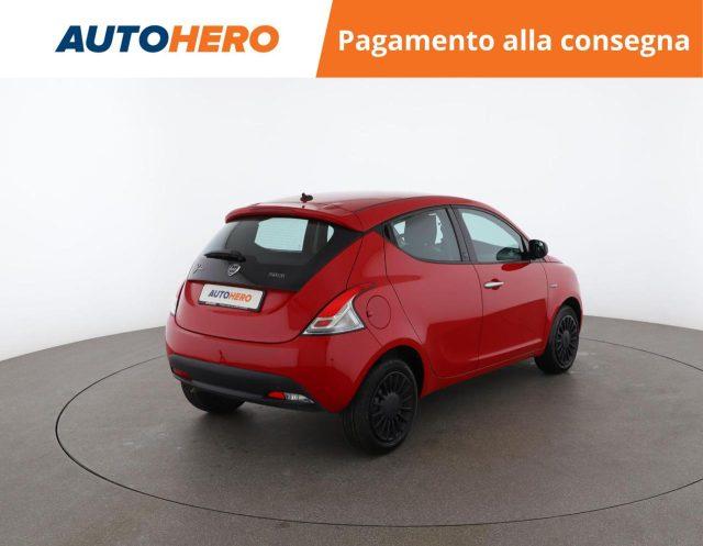 LANCIA Ypsilon 1.0 FireFly 5 porte S&S Hybrid Ecochic Silver