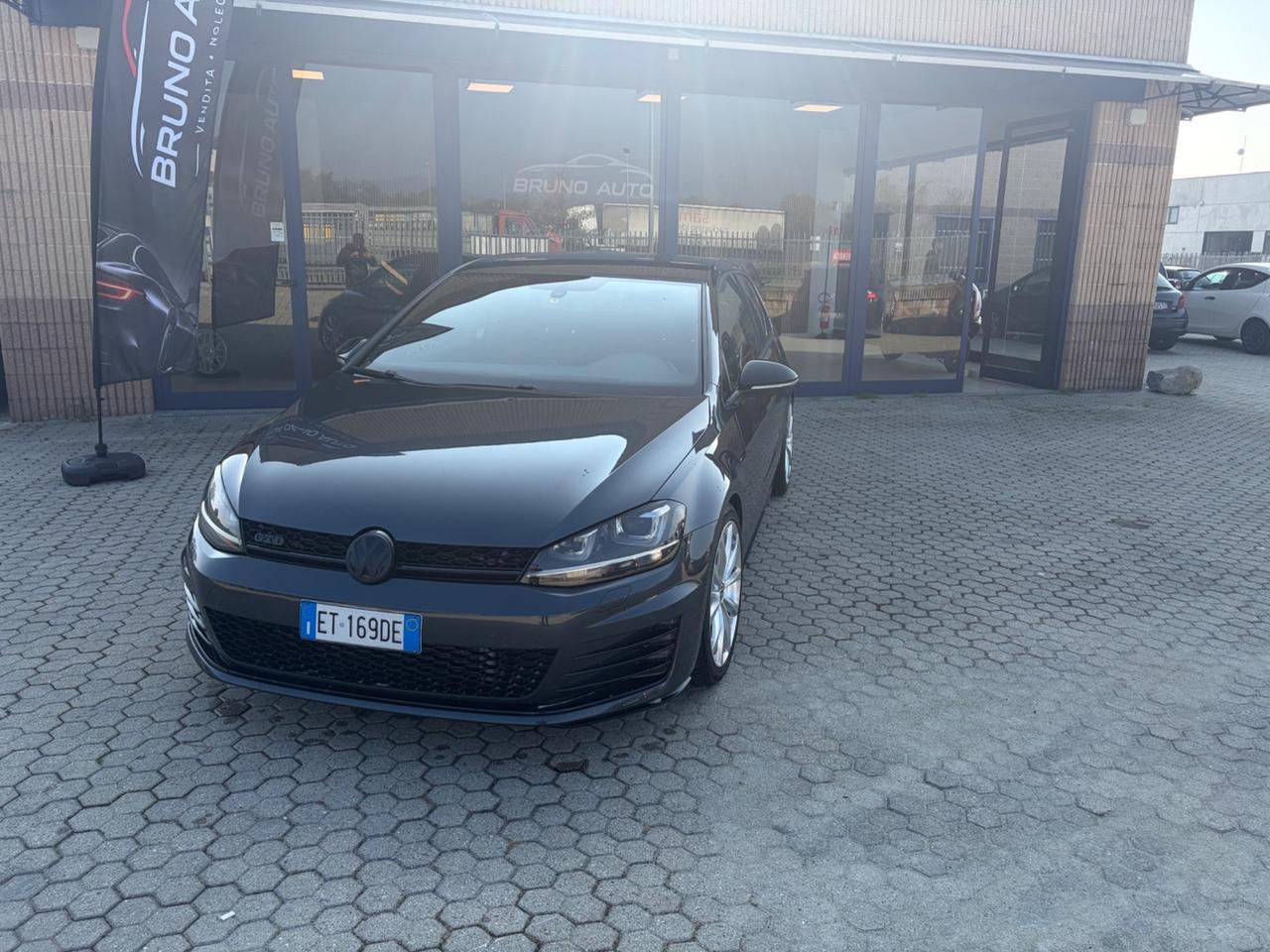 Volkswagen Golf GTD 2.0 TDI 3p. BlueMotion Technology