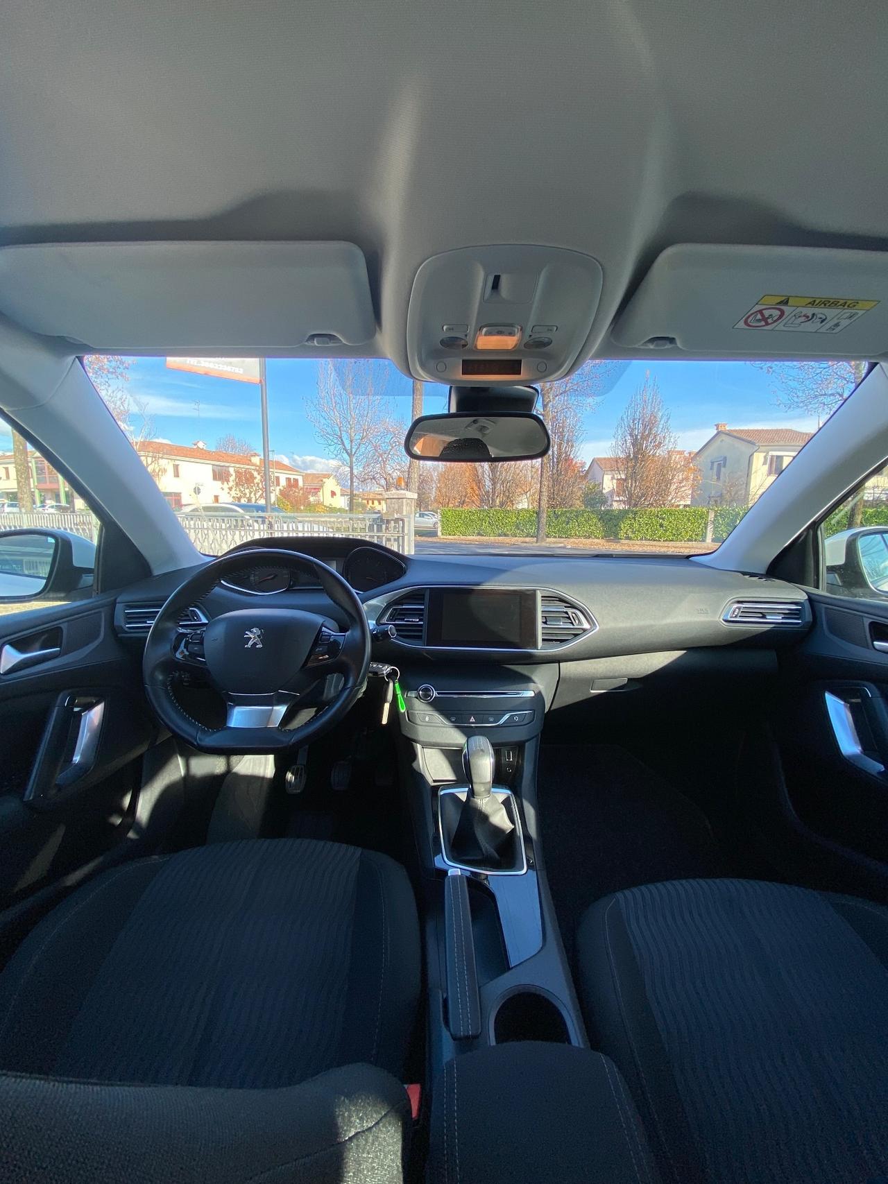 Peugeot 308 BlueHDi 100 S&S Active