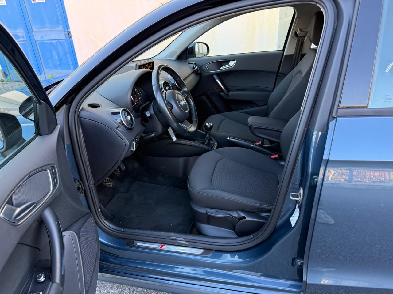 Audi A1 1.0 TFSI ultra S-Line