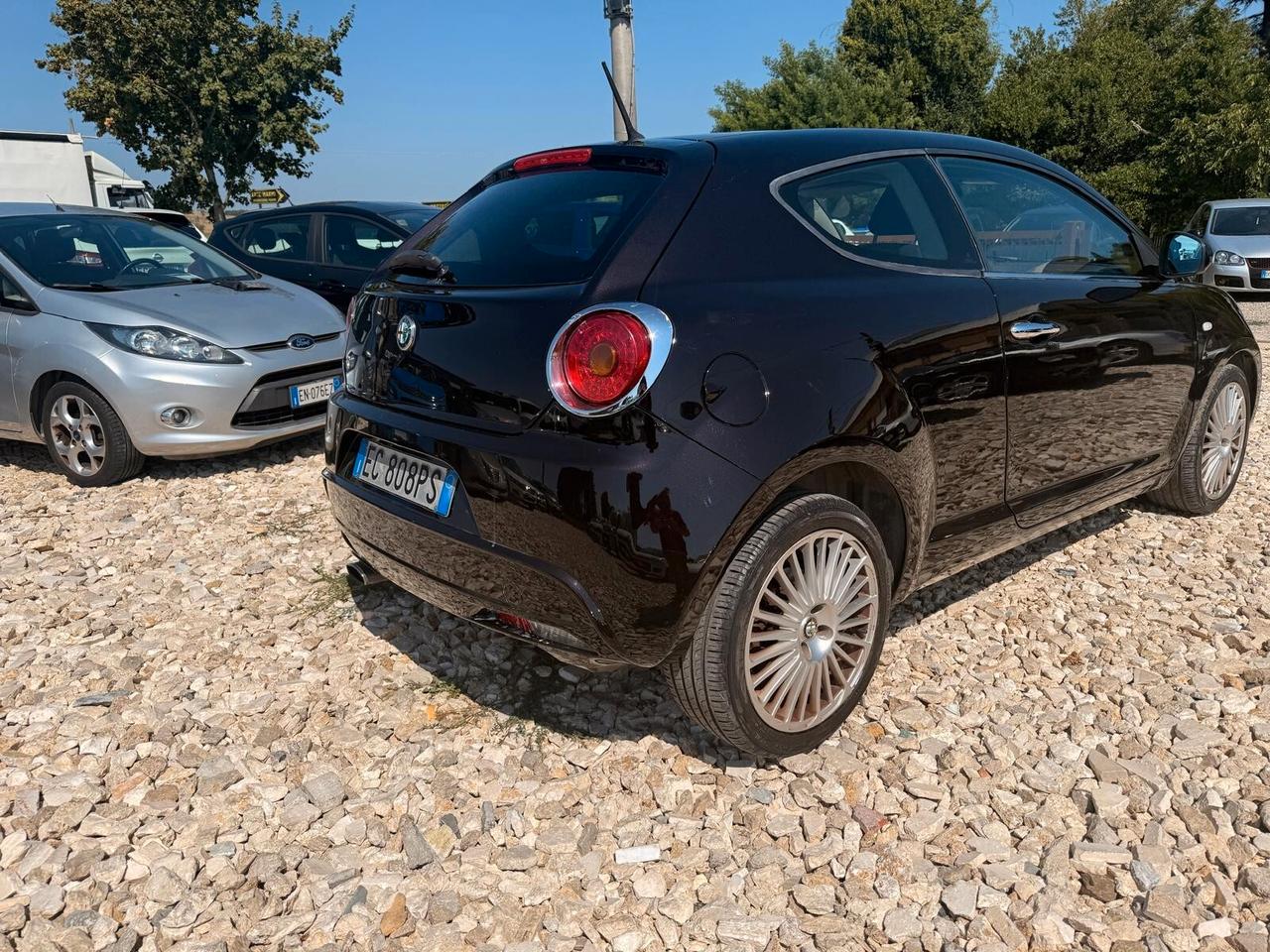 Alfa Romeo MiTo 1.3 JTDm-2 95 CV S&S Distinctive Sport Pack