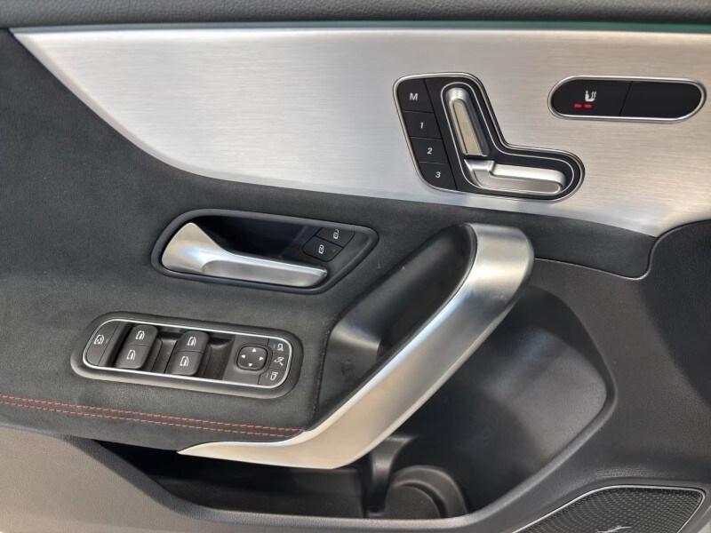MERCEDES Classe A (W177) A 35 AMG 4Matic Pr...