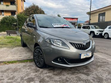 Lancia Ypsilon 1.0 FireFly 5 porte S&S Hybrid Ecochic Gold