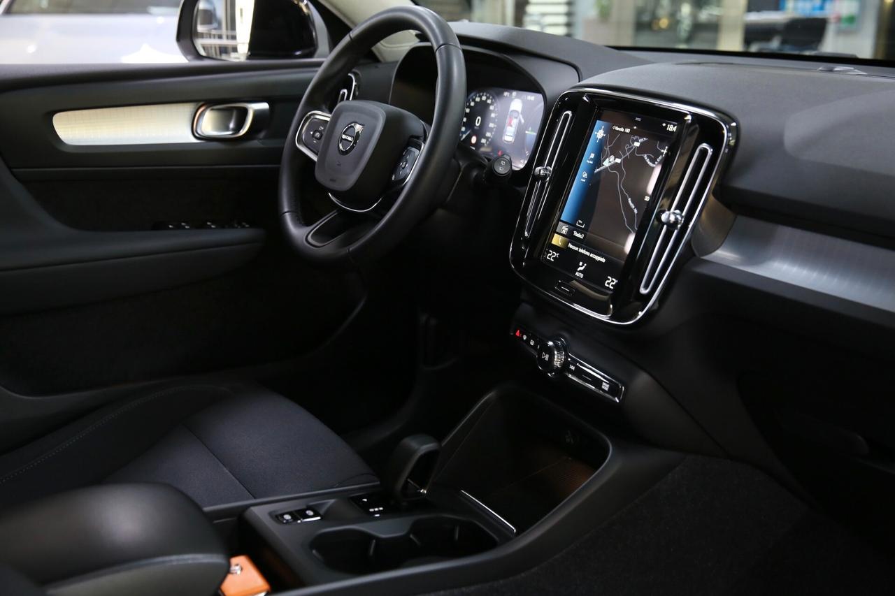 Volvo XC40 T4 Recharge Plug-in Hybrid Inscription Expression auto