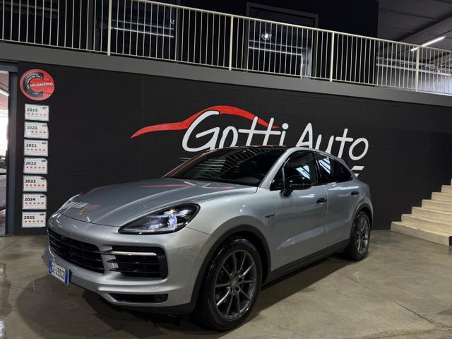 PORSCHE Cayenne 3.0 COUPE E-HYBRID UFF BONALDI 462HP