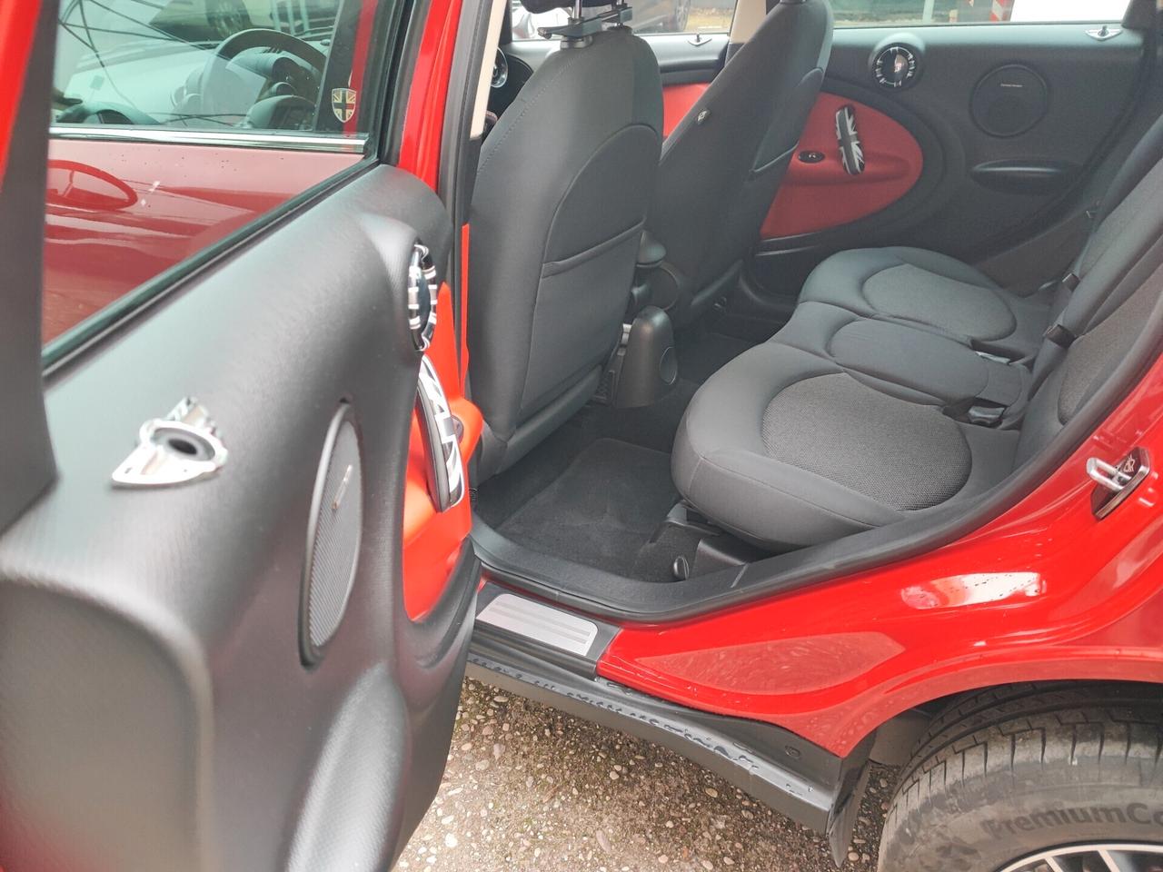 Mini Cooper Countryman 1.6 One KM 86.000