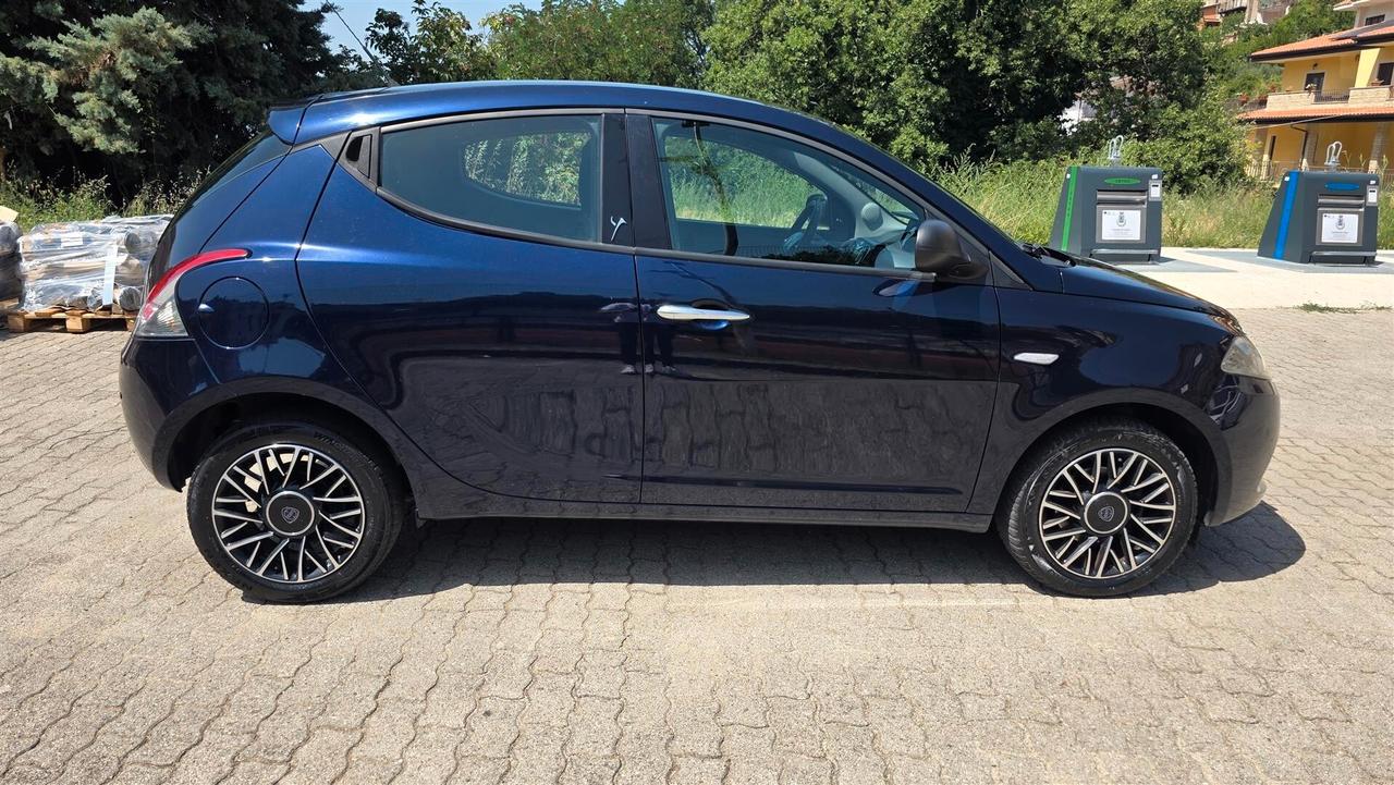 Lancia Ypsilon 1.3 MJT 16V 95 CV 5 porte S&S Unyca