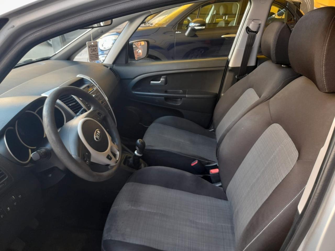Kia Venga 1.4cc diesel 12 mesi garanzia-2013