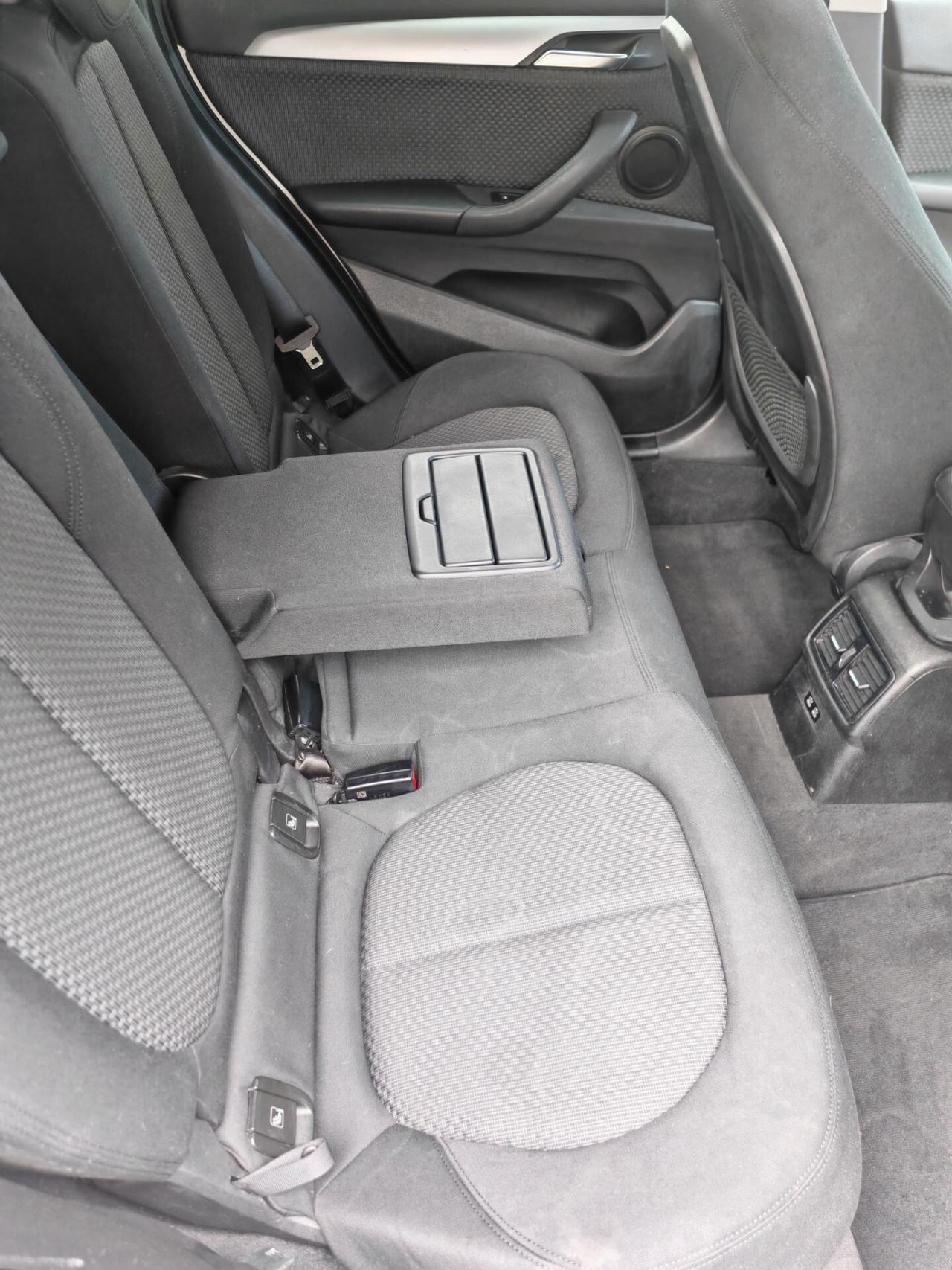 Bmw X1 sDrive18d Advantage