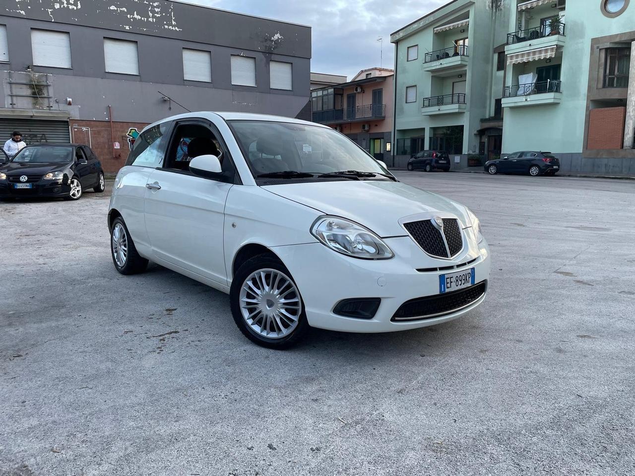 Lancia Ypsilon 1.2Benz/Gpl Unyca Full Perfett
