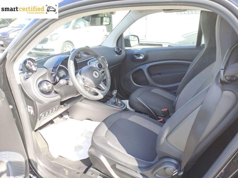 smart fortwo EQ PASSION 4,6KW