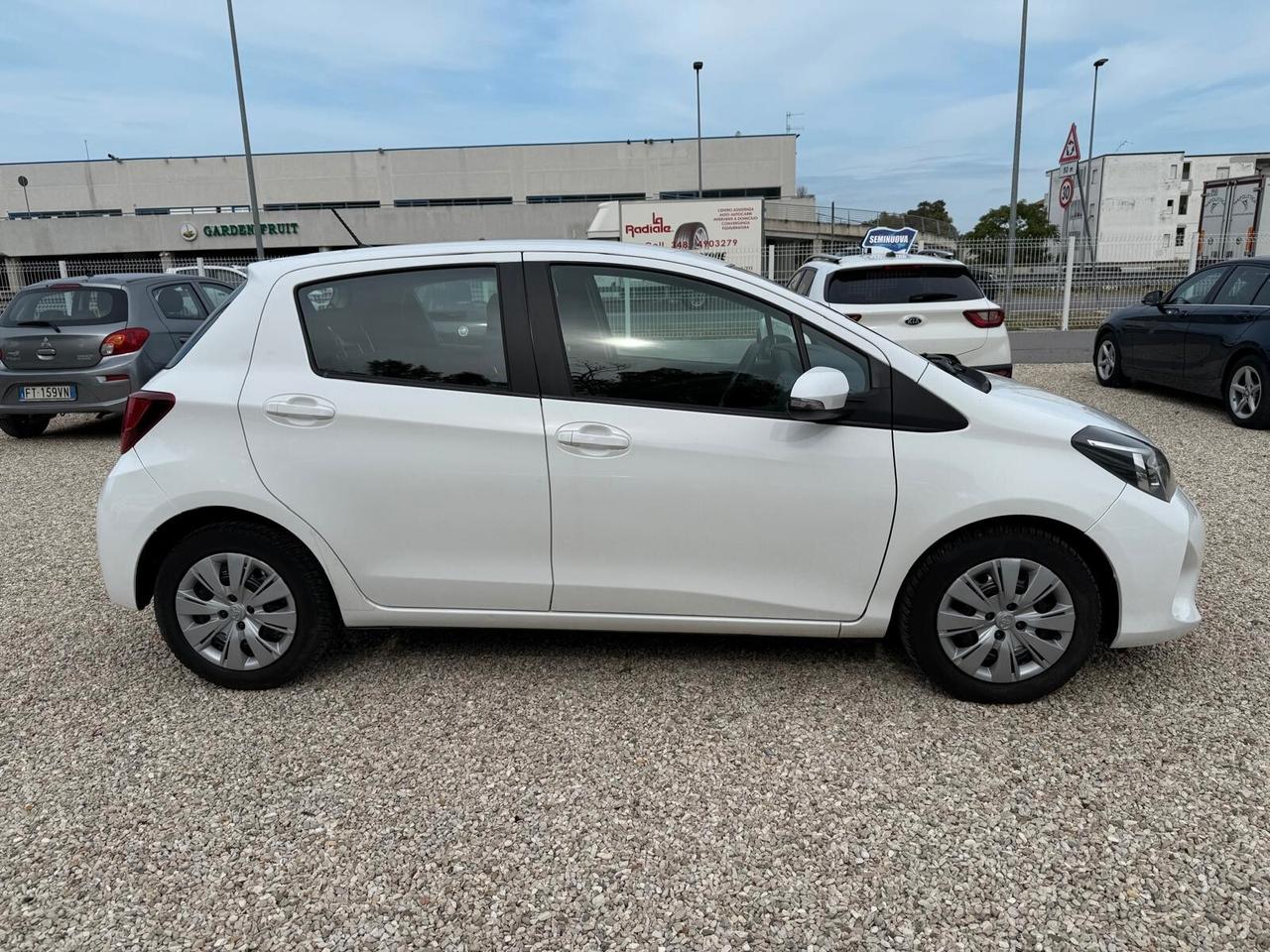 Toyota Yaris 1.4 D-4D 5 porte Lounge